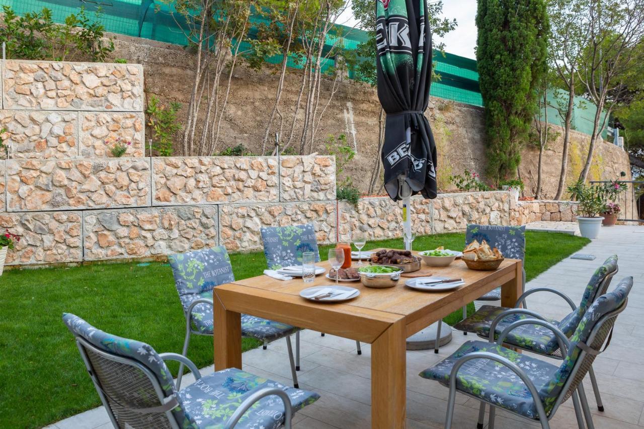 Villa Leoma With Heated Pool Marusici  Exterior photo